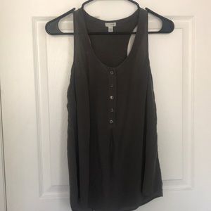 Grey tank